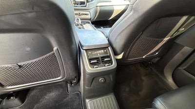 2022 Volvo XC90 Recharge Plug-In Hybrid T8 Inscription 7 Passenger
