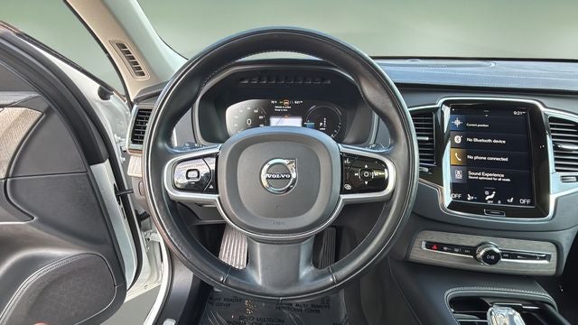 2022 Volvo XC90 Recharge Plug-In Hybrid T8 Inscription 7 Passenger