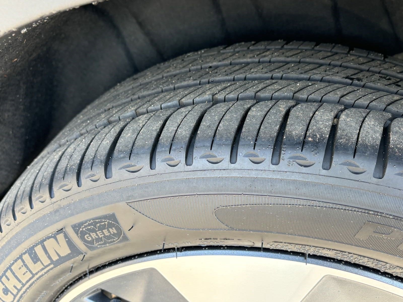 2024 Volvo XC40 B5 Core