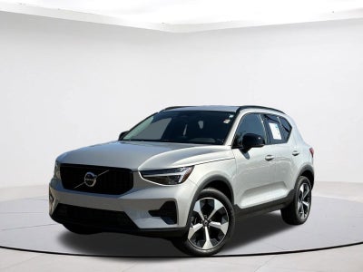 2024 Volvo XC40 B5 Core