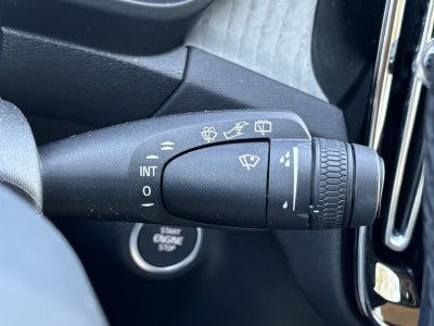 2024 Volvo XC40 B5 Core