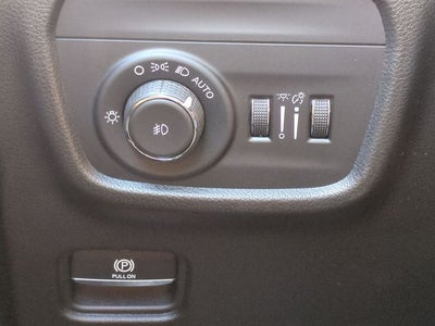 2023 Jeep Grand Cherokee Summit