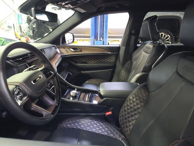 2023 Jeep Grand Cherokee L Summit