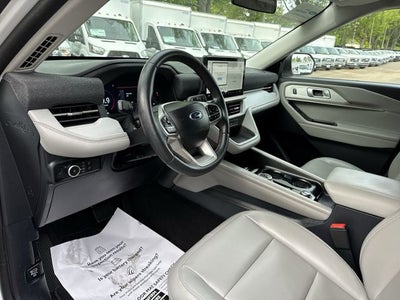 2025 Ford Explorer Active
