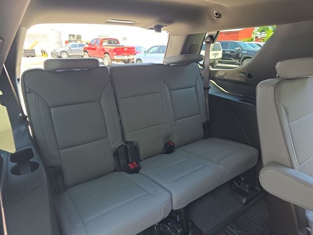 2025 GMC Yukon Elevation