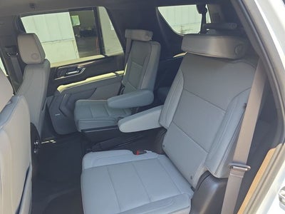 2025 GMC Yukon Elevation
