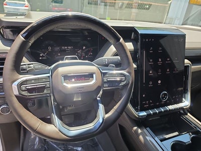 2025 GMC Yukon Elevation