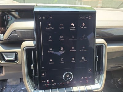2025 GMC Yukon Elevation