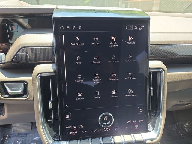 2025 GMC Yukon Elevation