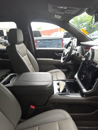 2025 GMC Yukon XL Elevation