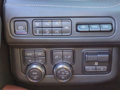 2023 GMC Yukon XL Denali Ultimate