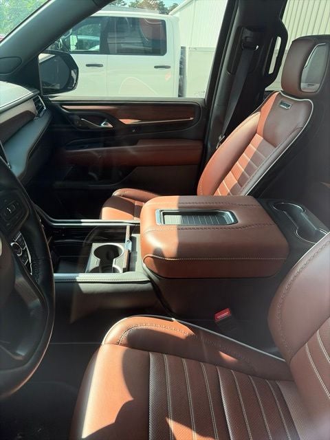 2024 GMC Yukon XL Denali Ultimate