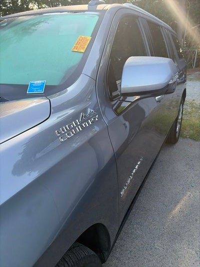 2021 Chevrolet Suburban High Country