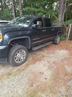 2018 GMC Sierra 2500HD Denali