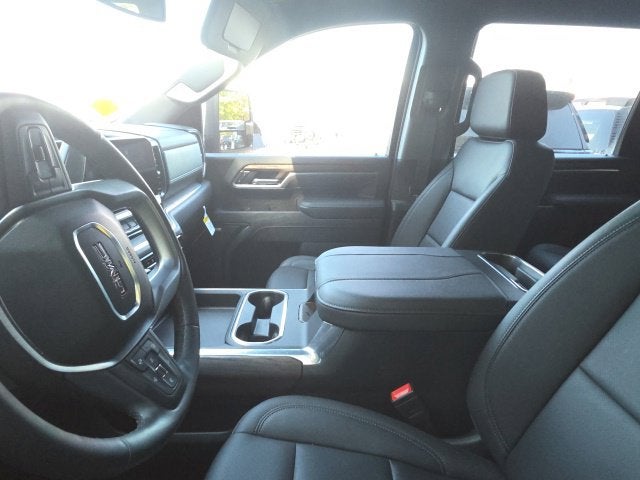 2025 GMC Sierra 2500HD SLT