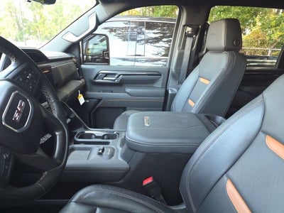 2025 GMC Sierra 2500HD AT4