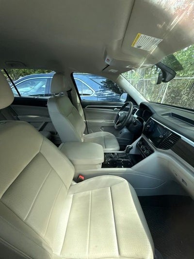 2022 Volkswagen Atlas 3.6L V6 SE w/Technology
