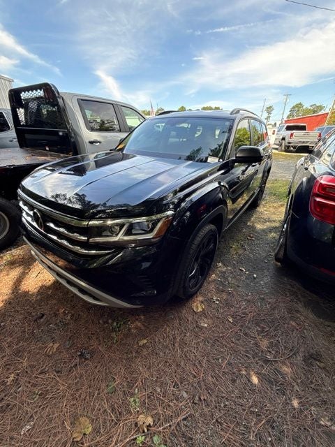 2022 Volkswagen Atlas 3.6L V6 SE w/Technology