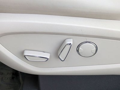 2019 Lincoln Nautilus Select