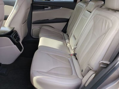 2019 Lincoln Nautilus Select