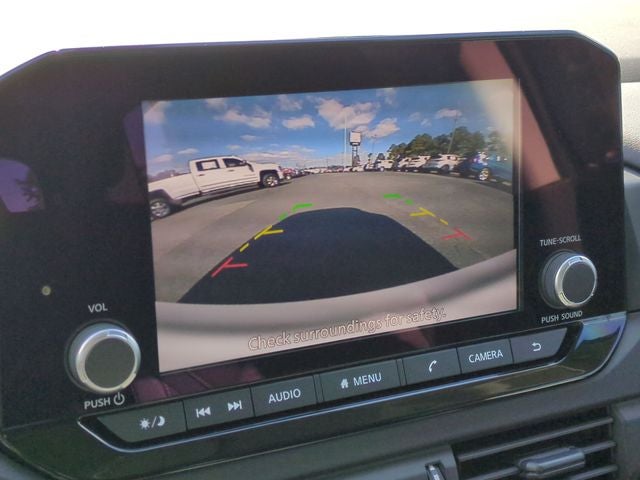 2025 Nissan Pathfinder S