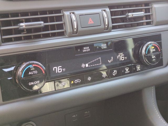 2025 Nissan Pathfinder S