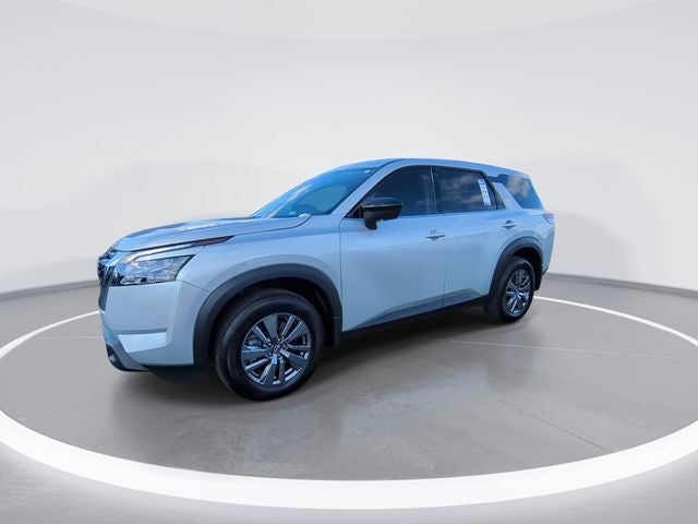 2025 Nissan Pathfinder S