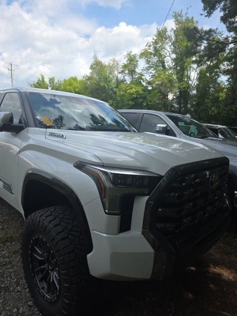 2026 Toyota Tundra Hybrid Platinum