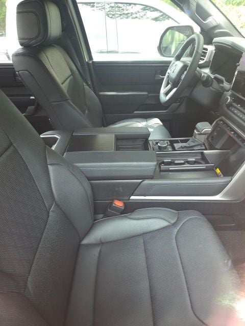 2026 Toyota Tundra Hybrid Platinum