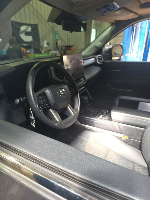 2024 Toyota Sequoia SR5