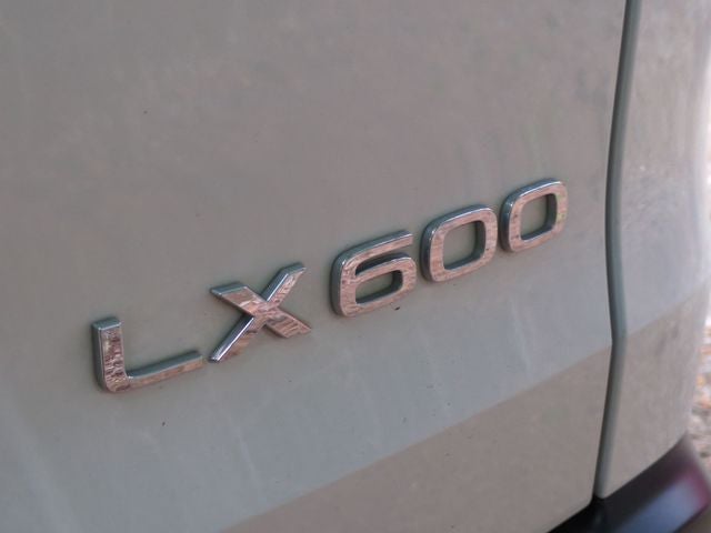 2024 Lexus LX 600 Premium