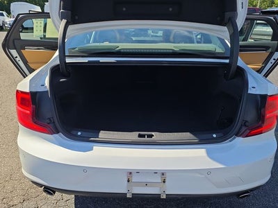 2018 Volvo S90 T5 Momentum