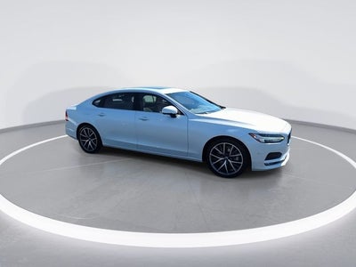 2018 Volvo S90 T5 Momentum