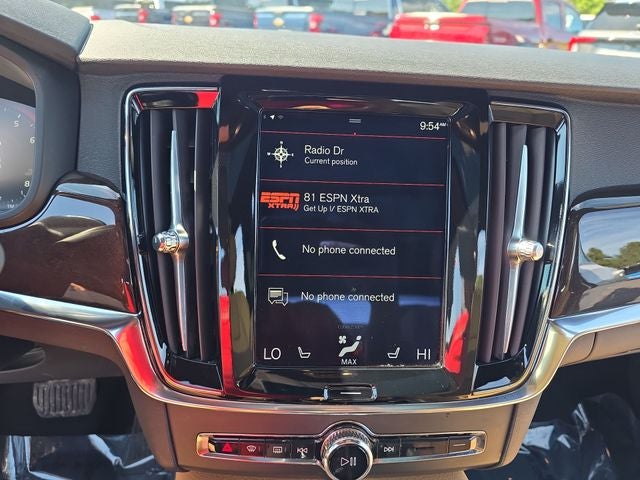 2018 Volvo S90 T5 Momentum