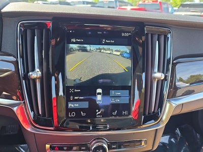 2018 Volvo S90 T5 Momentum