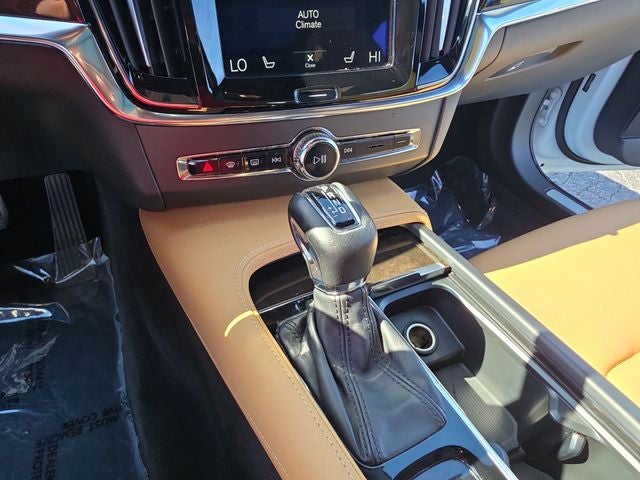 2018 Volvo S90 T5 Momentum