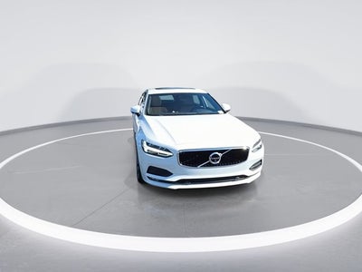 2018 Volvo S90 T5 Momentum