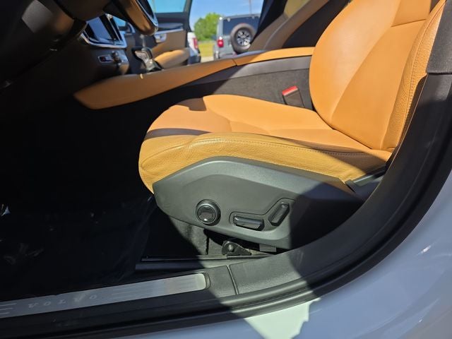 2018 Volvo S90 T5 Momentum