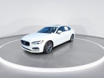 2018 Volvo S90 T5 Momentum