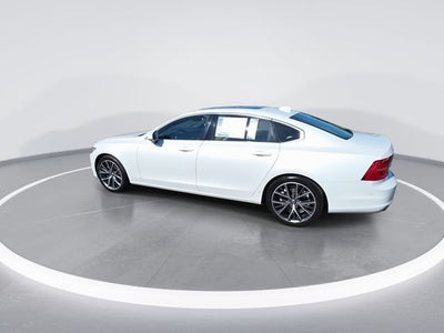 2018 Volvo S90 T5 Momentum