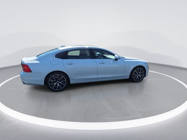 2018 Volvo S90 T5 Momentum