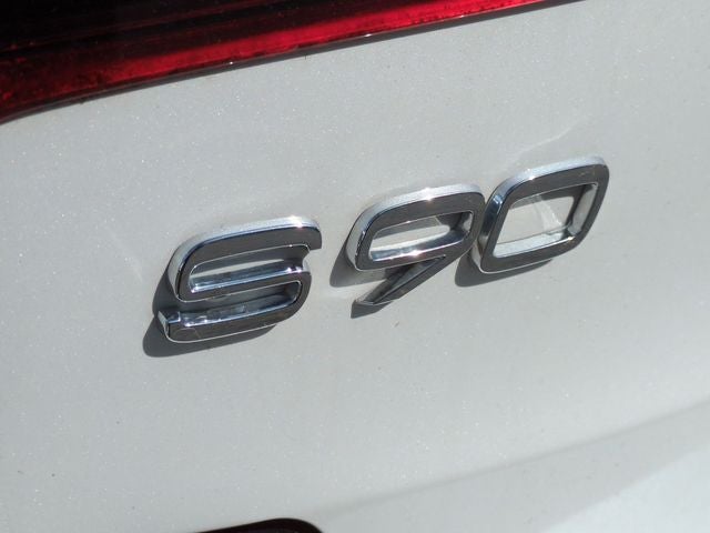 2018 Volvo S90 Hybrid T8 Inscription