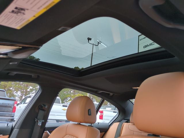 2023 BMW 5 Series 540i