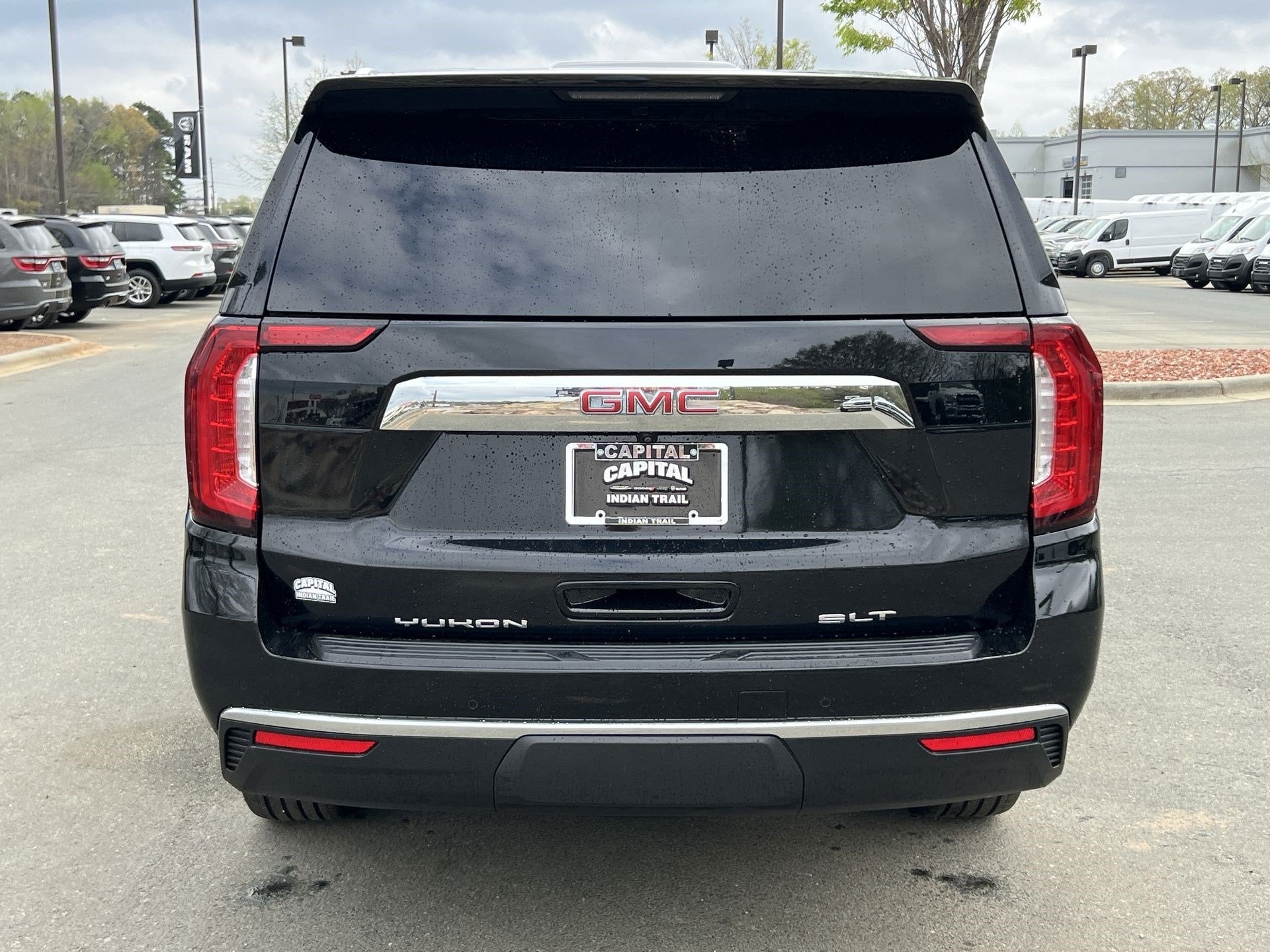 2022 GMC Yukon SLT