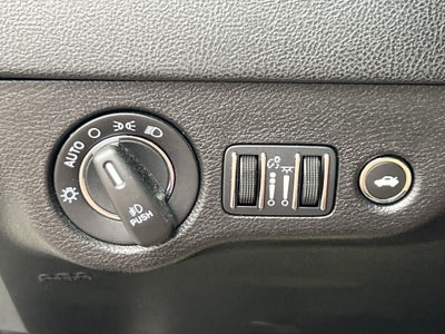 2023 Chrysler 300 300S