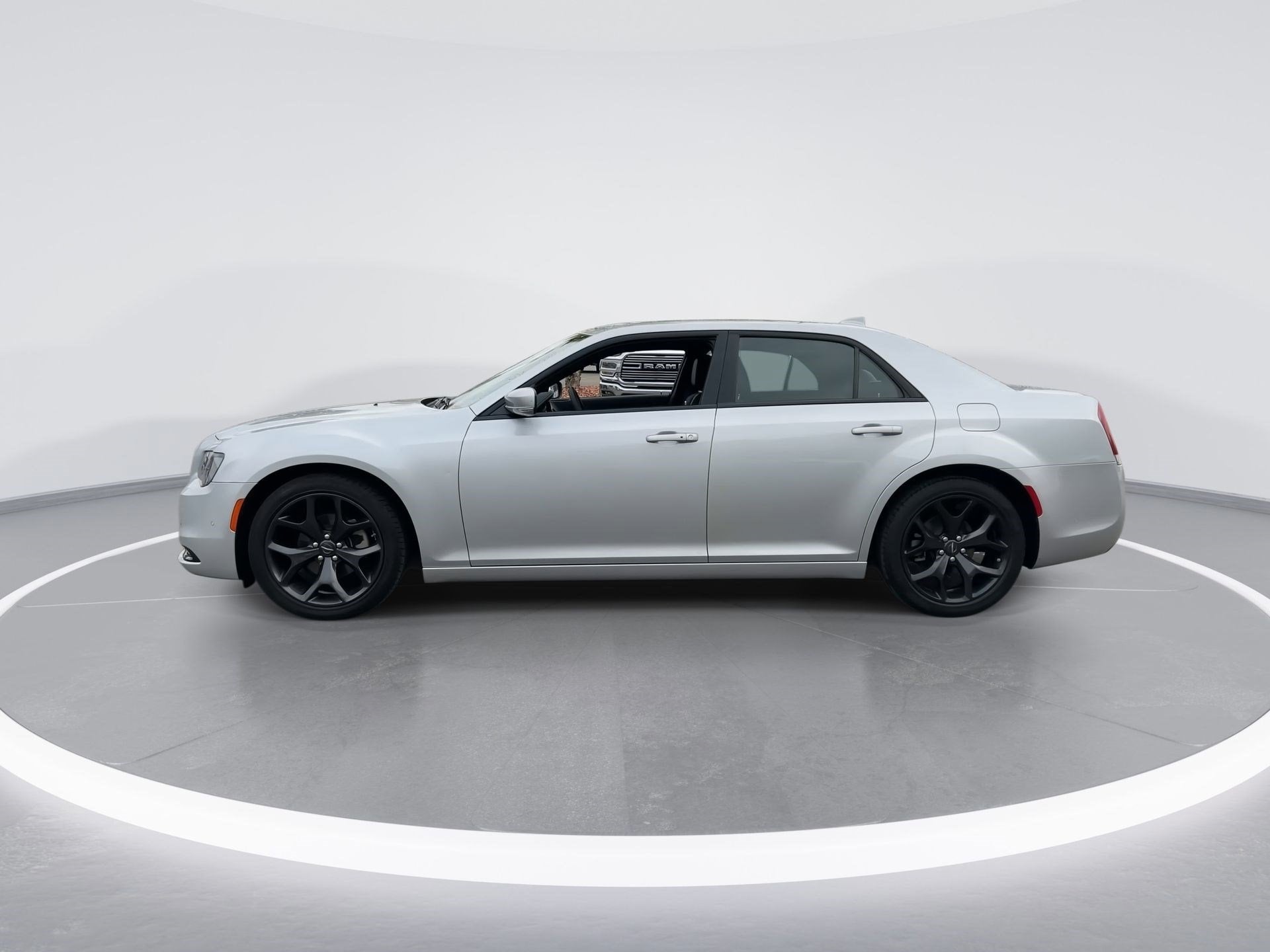 2023 Chrysler 300 300S