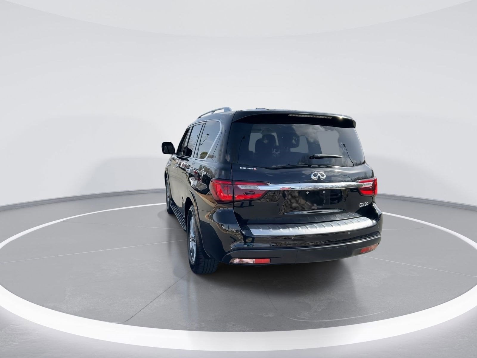 2018 INFINITI QX80 Base