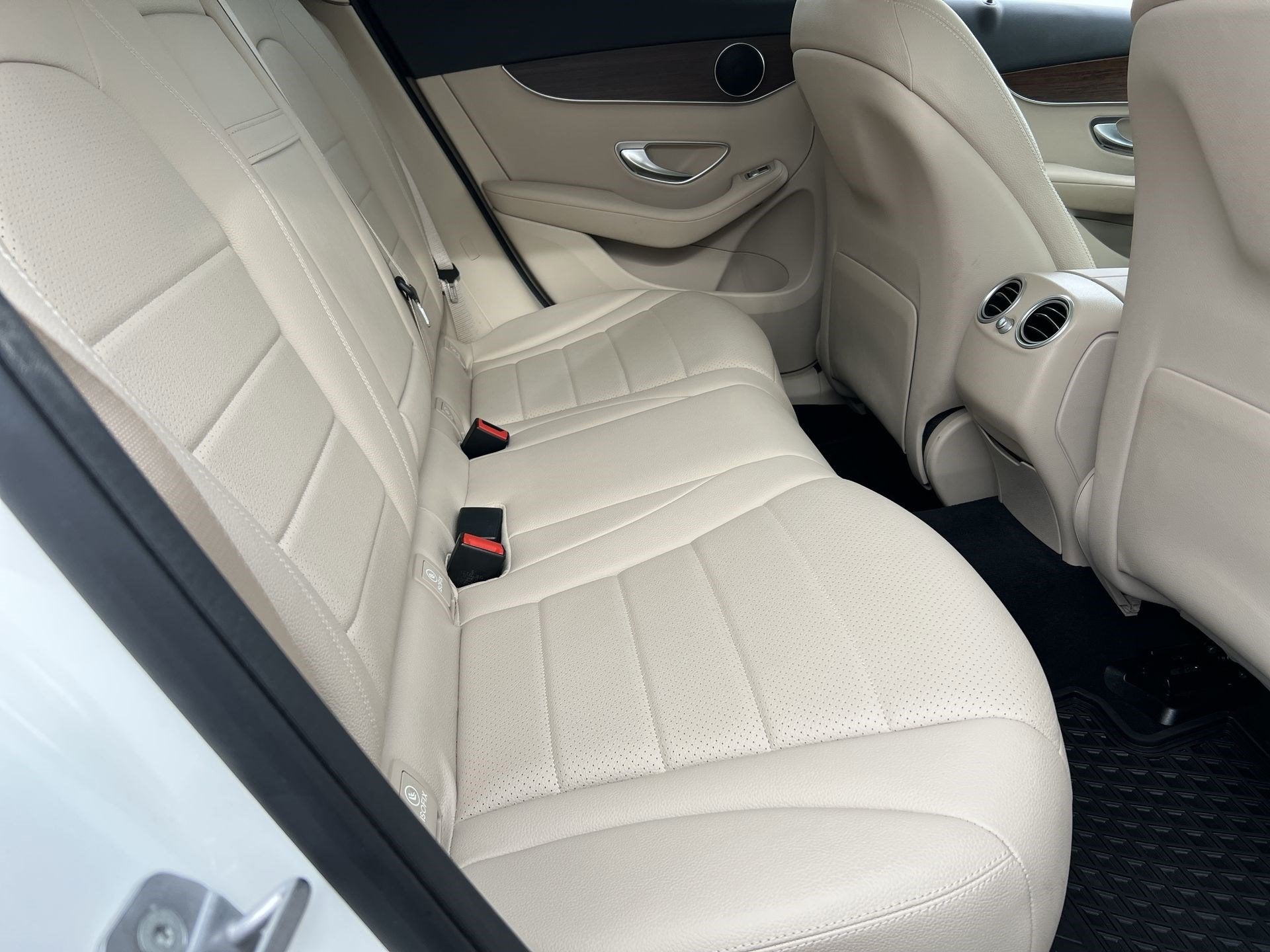 2021 Mercedes-Benz GLC GLC 300