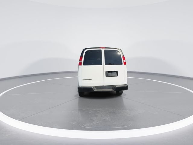 2025 Chevrolet Express 3500 LS Passenger