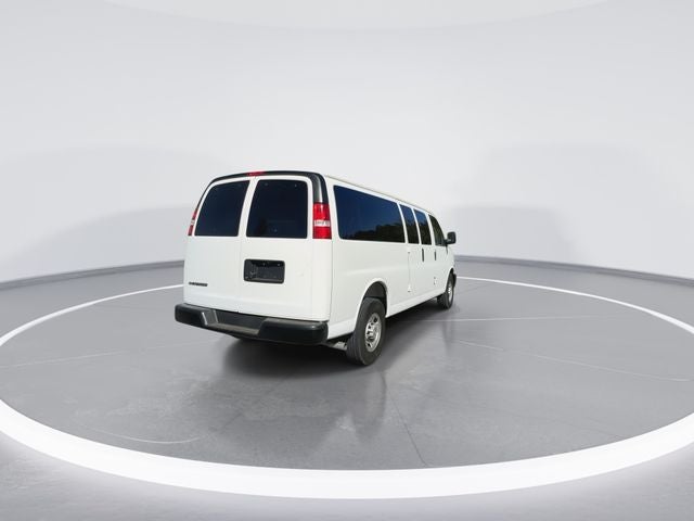 2025 Chevrolet Express 3500 LS Passenger